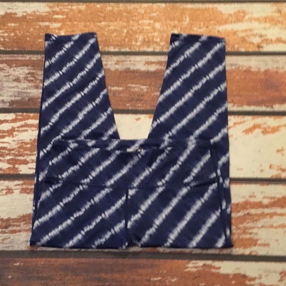 INNER SPIRIT TYE-DYE LEGGINGS yoga pant - Picture 2 of 3